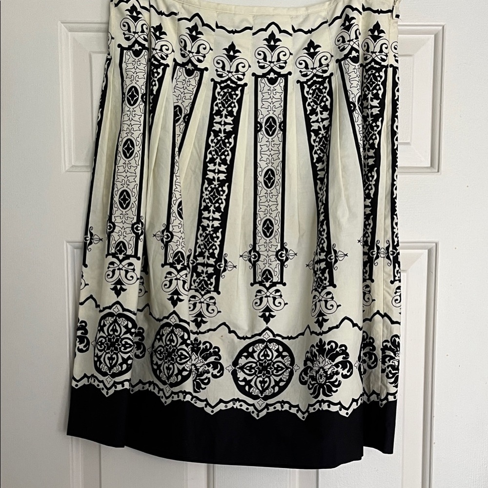 Nine & Co. Black and Cream A-Line Skirt